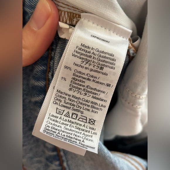 Madewell The Perfect Vintage Crop Jean in Light Wash - Picture 9 of 13